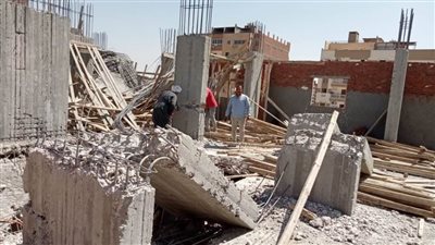 إزالة 4 مخالفات بناء بحي شرق أسيوط 