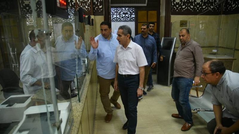 محافظ الغربية خلال