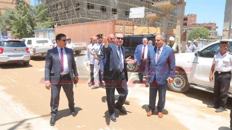 جولة المحافظ