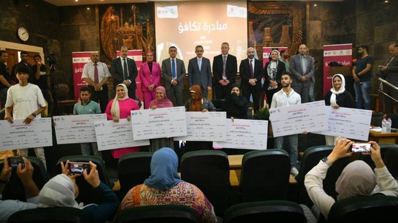 الطلاب المتفوقين