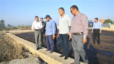 بالصور.. محافظ الغربية يتقفد إنشاء المحاور ورصف الطرق ومشروع الحضانة المبكرة بطنطا