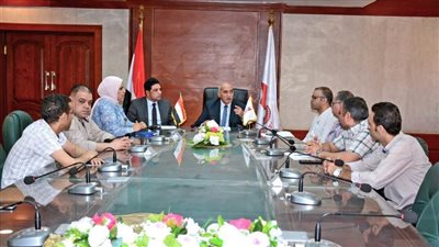 اللجنة الفنية العليا للتصالح بسوهاج تعقد اجتماعا لبحث مستجدات موقف التصالح على مخالفات البناء 