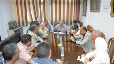 محافظة البحيرة تبحث إنشاء منطقة تجارية أسفل كوبري دمنهور على الطريق الزراعي