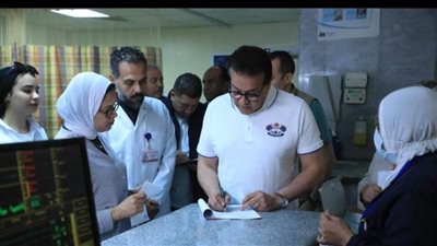 وزير الصحة يتفقد مستشفى وادي النطرون التخصصي بالبحيرة