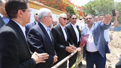 بتكلفة 6 مليارات جنيه.. عاشور يتابع الأعمال التنفيذية بمستشفى بنها الجامعي الجديد