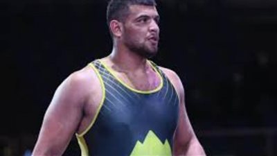 عبد اللطيف منيع يتأهل لربع نهائي بطولة التصنيف العالمي للمصارعة