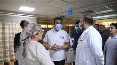 وزير الصحة يتفقد مستشفى العلمين النموذجي بمطروح