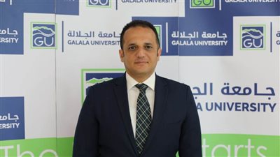 رئيس جامعة الجلالة يهنئ فريق طلابيا لفوزهم بالمركز الأول في المسابقة الدولية (EMIC)