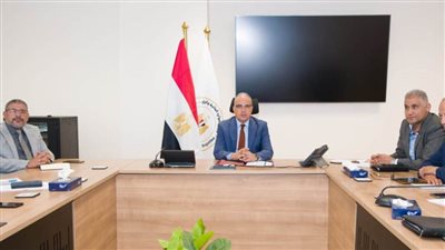 وزير الري: خطة تنفيذية للتحول للرى الحديث في البساتين ومزارع قصب السكر بالصعيد 