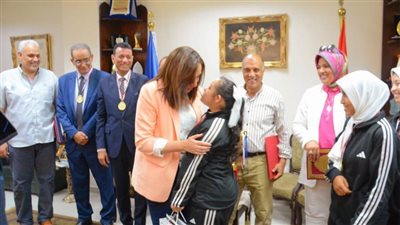 نهال بلبع تكرم منتخب التربية الخاصة لفوزه بالمركز الأول على مستوي الجمهورية 