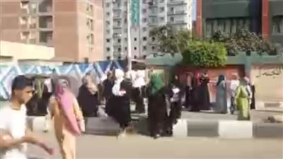 توافد طلاب الثانوية العامة بالشرقية على اللجان في أول أيام الامتحانات