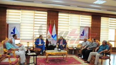 رئيس جامعة كفر الشيخ يستقبل وفد جامعة ماسترخت الهولندية