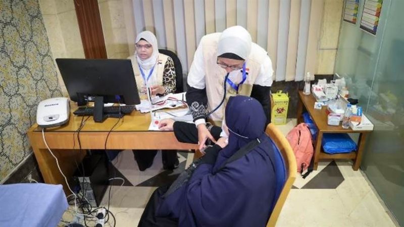 الخدمة الصحية بعيادات