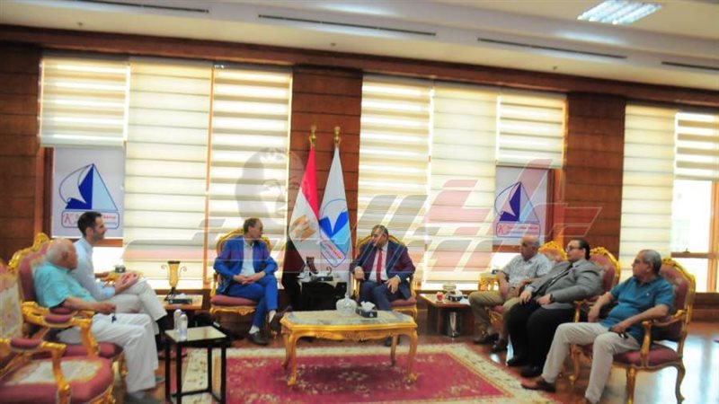 خلال اللقاء