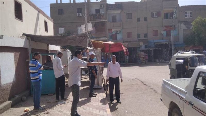 جانب من الحملات بمركز