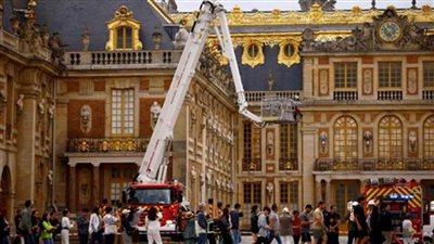 إخماد حريق اندلع في قصر فرساي أحد أهم المعالم الأثرية بفرنسا