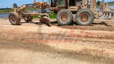 رصف طريق الحصفة بالرياض في كفر الشيخ