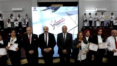 محافظ أسوان يشهد حفل التخرج السنوي لمدرسة النيل المصرية الدولية بأسوان للعام الدراسي 2024/2023 