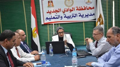 نائب محافظ الوادي الجديد تتابع سير امتحانات الثانوية العامة بالمراكز 