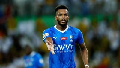 إيقاف علي البليهي لاعب الهلال السعودي مباراتين وتغريمه 20 ألف ريال