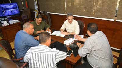 استعدادًا للخطة الجديدة.. محافظ الغربية يناقش مقترحات الرصف بطنطا وكفرالزيات