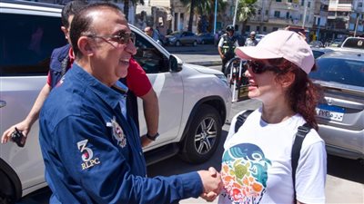 محافظ الإسكندرية يشهد فعالية تنظيف شاطئ سيد درويش بالأنفوشي