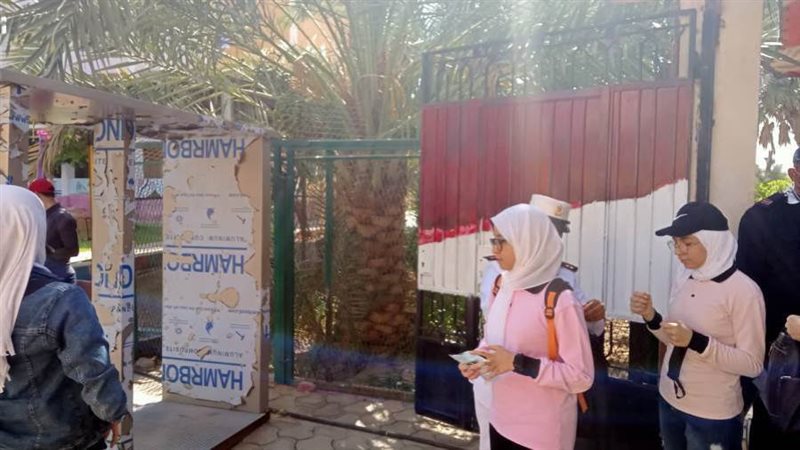 طلاب الوادى الجديد