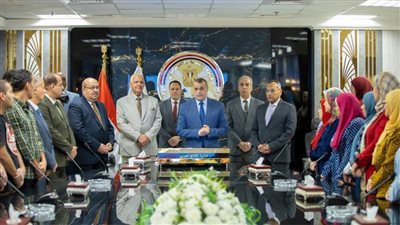 وزير الانتاج الحربي يهنئ العاملين بالوزارة بحلول عيد الأضحى 