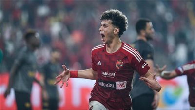 إمام عاشور يسجل هدف الأهلي الأول أمام فاركو بالدوري الممتاز