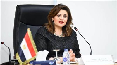 وزيرة الهجرة تهنئ الطلبة المصريين أوائل الثانوية العامة في الكويت