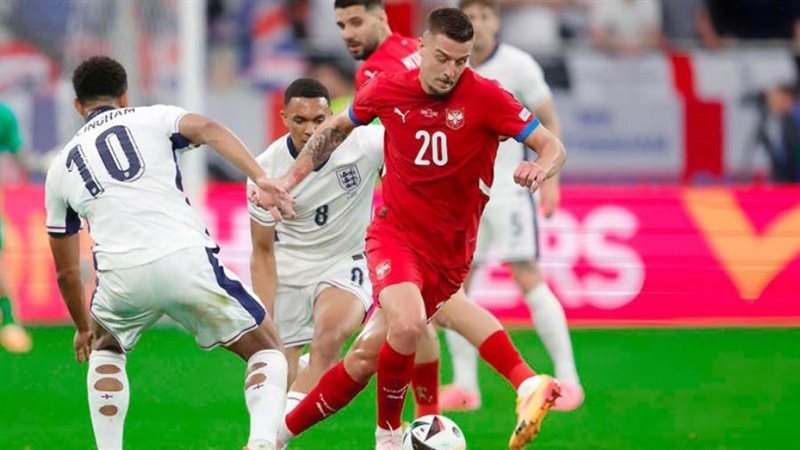 انجلترا وصربيا