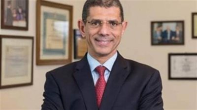 رئيس الوكالة المصرية للفضاء يرأس جلسة عن الأنشطة القمرية وتكنولوجيا الفضاء في فيينا