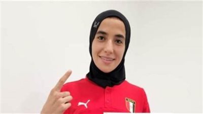 يمنى عياد تتوج بذهبية بطولة الحزام الذهبي للملاكمة برومانيا