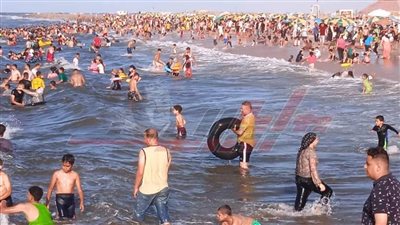 إقبال على مصيف بلطيم والحدائق والمتنزهات العامة بكفر الشيخ