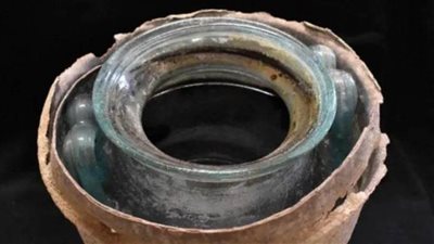 عاجل| عمرها 2000 سنة.. أقدم جرة نبيذ في شكلها السائل