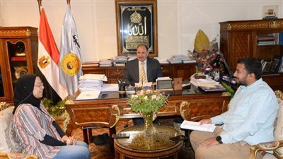 محافظ أسيوط يستعرض الموقف التنفيذي لمشروعات مدينة ناصر وجذب استثمارات جديدة