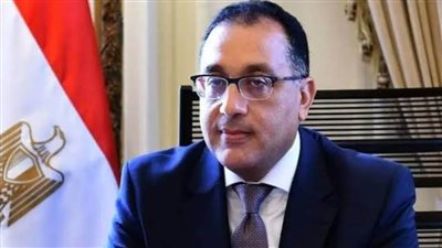 عاجل.. مدبولي يُكلف بسحب رخص 16 شركة سياحة لتسفيرها حجاجًا بصورة غير نظامية