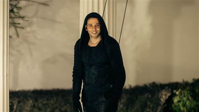 كريم قاسم ينشر كواليس مشهد الأكشن في 