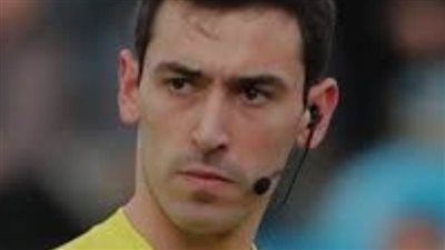 إحصائية متكاملة عن حكم مباراة القمة