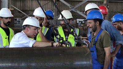 مصرع عامل سقط عليه جسم صلب بمصنع المواسير ببورسعيد