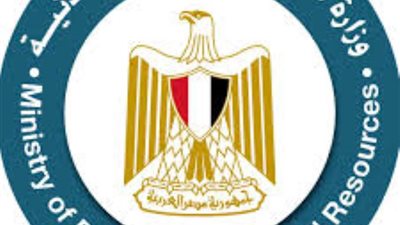 وزارتا البترول والكهرباء تعتذران عن قطع الكهرباء أمس