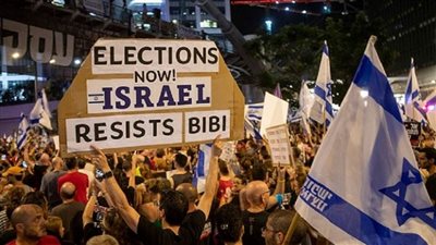 عاجل.. عائلات الأسرى تحذر نتنياهو ولابيد يدعوه للاستقالة