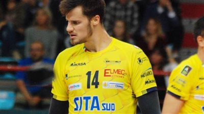 تعثر صفقة البرازيلي رينان بوياتي للانضمام لطائرة الزمالك