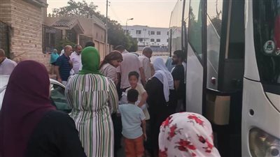 محافظ الإسماعيلية يتابع وصول فوج بعثة حُجاج الجمعيات الأهلية 