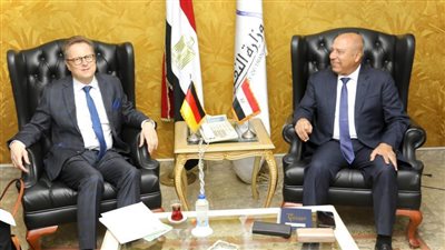 وزير النقل يبحث مع السفير الألماني تعزيز التعاون مجالات النقل المختلفة 