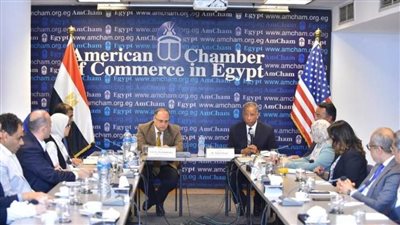 رئيس هيئة الدواء يجتمع مع غرفة التجارة الأمريكية وشركات الصناعة الوطنية والدولية