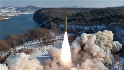عاجل.. كوريا الشمالية تختبر صاروخا متعدد الرؤوس الحربية