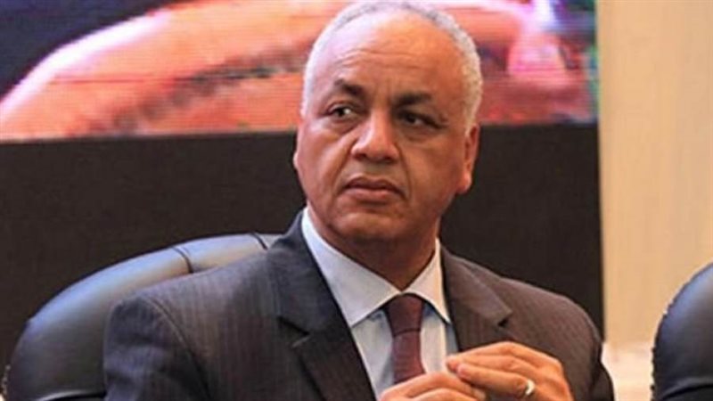 الكاتب الصحفي والبرلماني