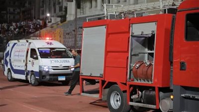 توقف مباراة سموحة وبيراميدز بسبب حريق في ستاد الإسكندرية