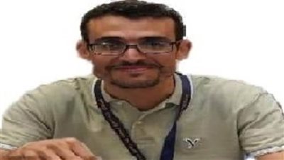 تهنئة للدكتور علي حسين مدير مركز تطوير نظم المعلومات بجامعة أسيوط